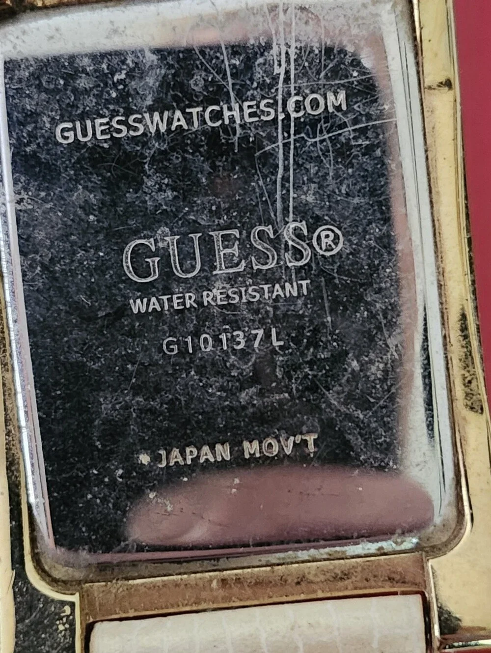 Guess sophisticated rectangular